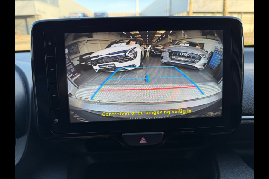 Toyota Yaris 1.5 Hybrid 115 Business plus Apple CarPlay