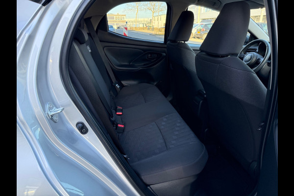 Toyota Yaris 1.5 Hybrid 115 Business plus Apple CarPlay