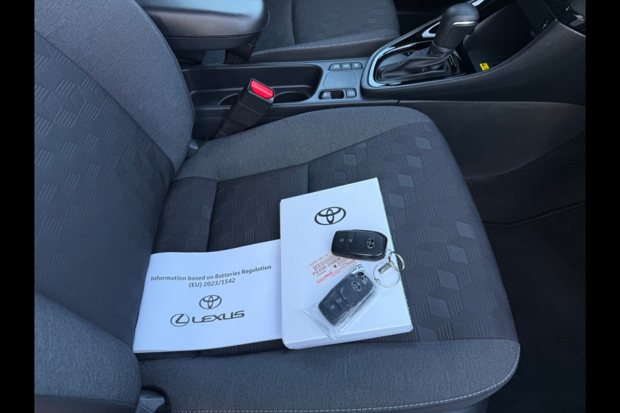 Toyota Yaris 1.5 Hybrid 115 Business plus Apple CarPlay