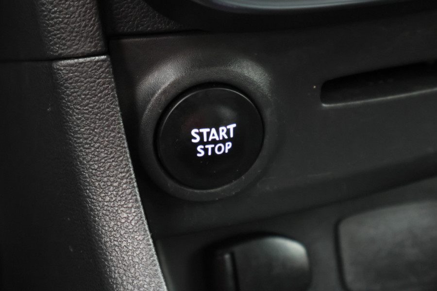 Renault Clio 0.9 TCe Limited Keyless, Navigatie, Cruise, DAB, PDC, 16"