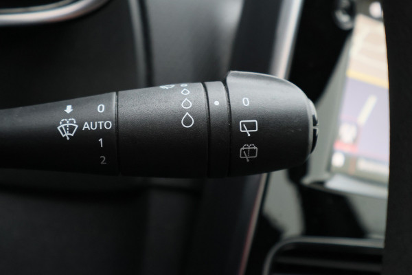 Renault Clio 0.9 TCe Limited Apple Carplay, Cruise, PDC, Airco, 16"