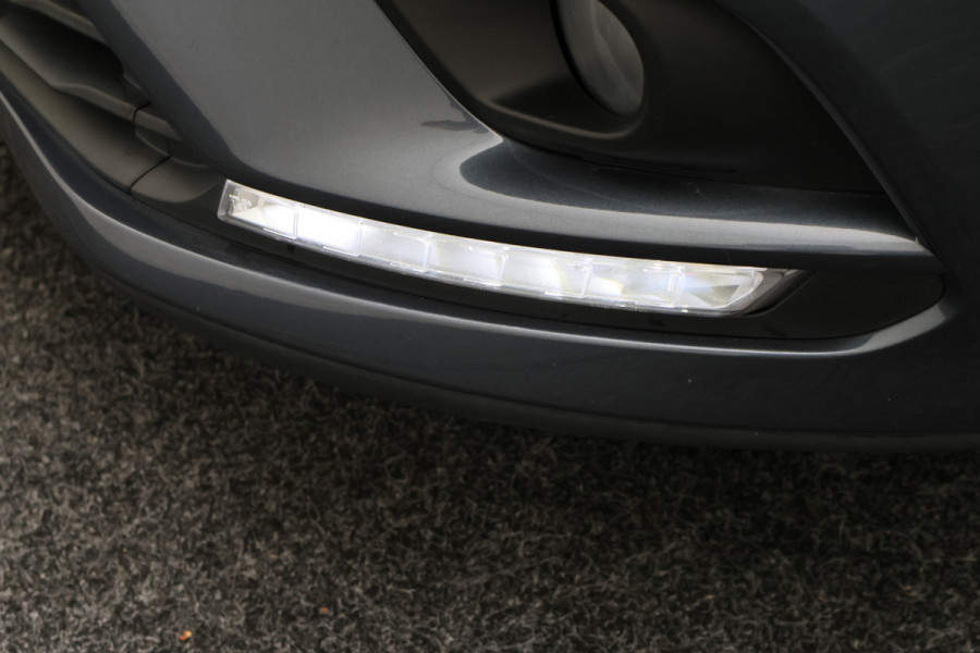 Renault Clio 0.9 TCe Limited Keyless, Navigatie, Cruise, DAB, PDC, 16"