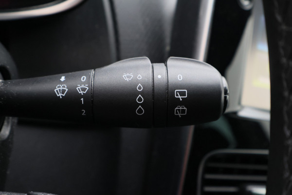 Renault Clio 0.9 TCe Limited Keyless, Navigatie, Cruise, DAB, PDC, 16"