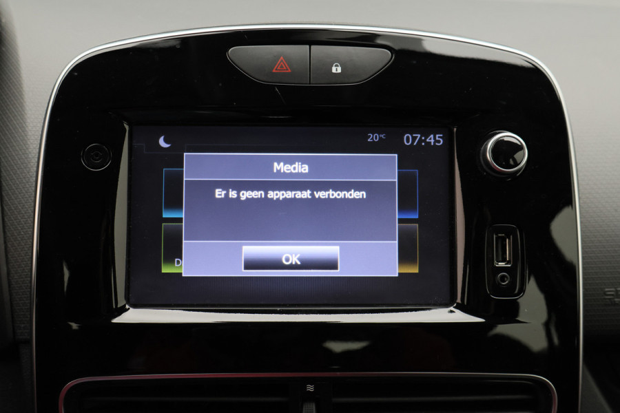 Renault Clio 0.9 TCe Limited Keyless, Navigatie, Cruise, DAB, PDC, 16"