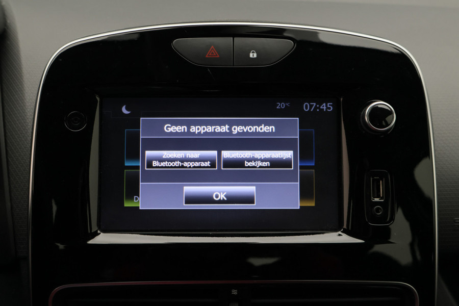 Renault Clio 0.9 TCe Limited Keyless, Navigatie, Cruise, DAB, PDC, 16"