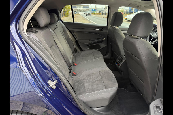 Volkswagen Golf 1.5 eTSI Style AUT LED/LMV17/PDC/NAVI/VIRTU