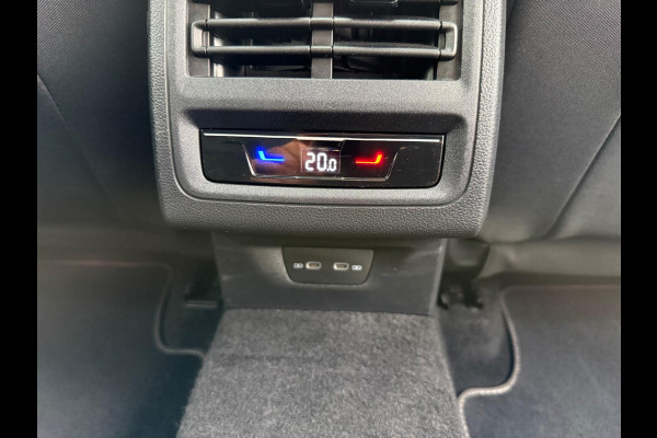 Volkswagen Golf 1.5 eTSI Style AUT LED/LMV17/PDC/NAVI/VIRTU
