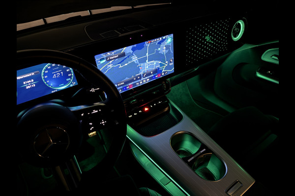 Mercedes-Benz CLA-Klasse 250+ Launch Edition 85.5 kWh | AMG styling | ACC | Panoramadak | 800v Snelladen