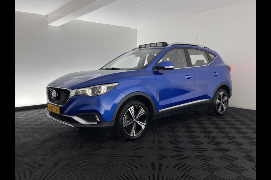 MG ZS EV Luxury 45 kWh (INCL-BTW) Aut. *PANO | LEATHER | CCS-FASTLOADER | KEYLESS | NAVI-FULLMAP | ADAPTIVE-CRUISE | CAMERA | HEATED-SPORTSEATS | CARPLAY | BLINDSPOT | DAB | LANE-ASSIST | 17''ALU*