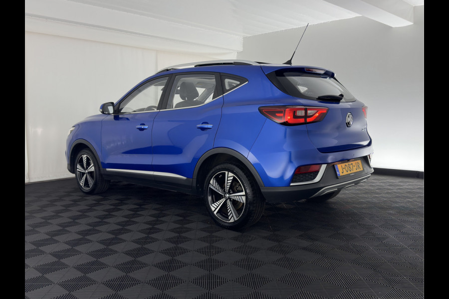 MG ZS EV Luxury 45 kWh (INCL-BTW) Aut. *PANO | LEATHER | CCS-FASTLOADER | KEYLESS | NAVI-FULLMAP | ADAPTIVE-CRUISE | CAMERA | HEATED-SPORTSEATS | CARPLAY | BLINDSPOT | DAB | LANE-ASSIST | 17''ALU*