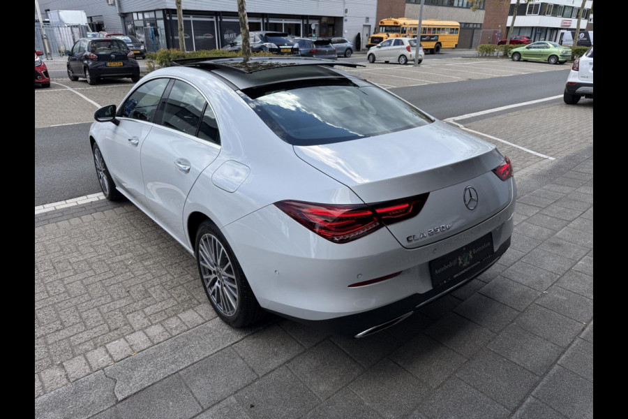 Mercedes-Benz CLA-Klasse 250e AMG CAM/LMV18/LEER/NAVI/SFEER