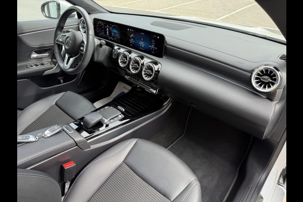 Mercedes-Benz CLA-Klasse 250e AMG CAM/LMV18/LEER/NAVI/SFEER