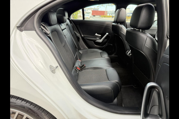Mercedes-Benz CLA-Klasse 250e AMG CAM/LMV18/LEER/NAVI/SFEER