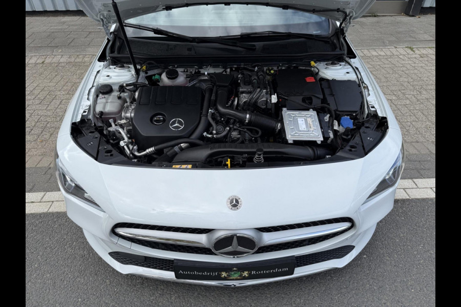 Mercedes-Benz CLA-Klasse 250e AMG CAM/LMV18/LEER/NAVI/SFEER