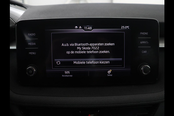 Škoda Fabia 1.0 MPI Ambition | Black Line | Cruise control | Park assist | Lederen stuurwiel | Carplay | Lichtmetaal 15'' |