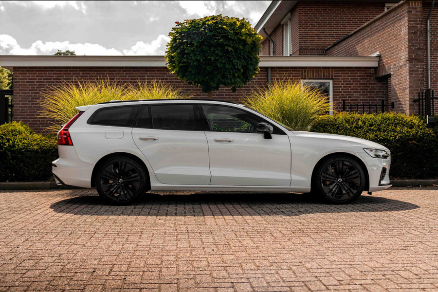 Volvo V60 2.0 T6 Recharge AWD R-Design PHEV 335 PK ACC Leder Memory 19''