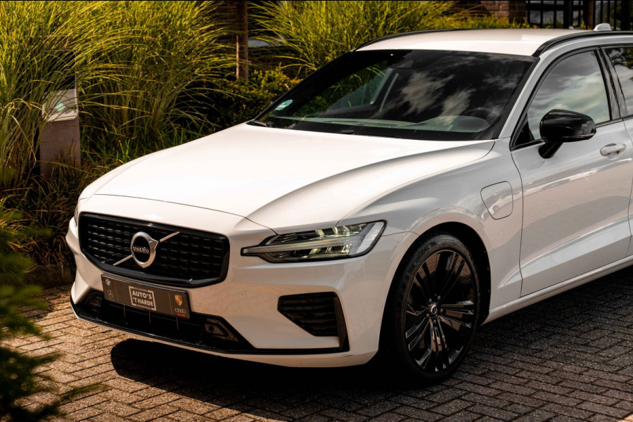 Volvo V60 2.0 T6 Recharge AWD R-Design PHEV 335 PK ACC Leder Memory 19''