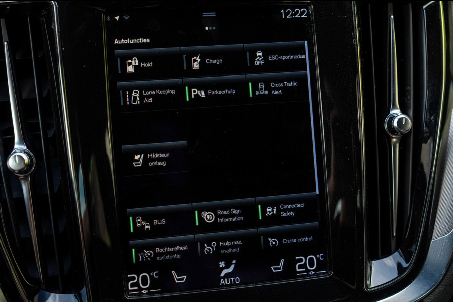 Volvo V60 2.0 T6 Recharge AWD R-Design PHEV 335 PK ACC Leder Memory 19''