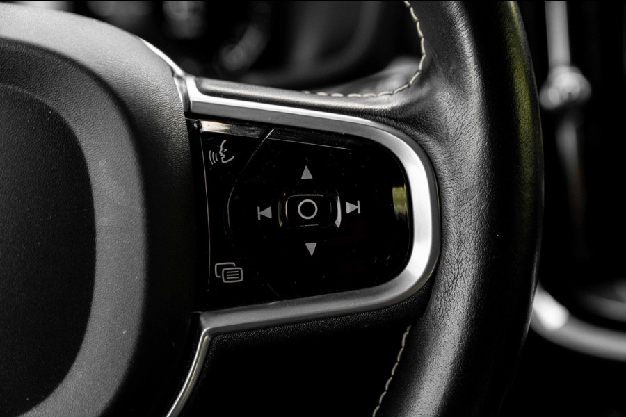 Volvo V60 2.0 T6 Recharge AWD R-Design PHEV 335 PK ACC Leder Memory 19''