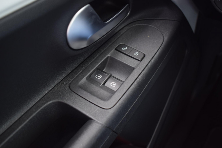 Volkswagen up! 1.0 | Cruise | Airco | Bluetooth | NAP