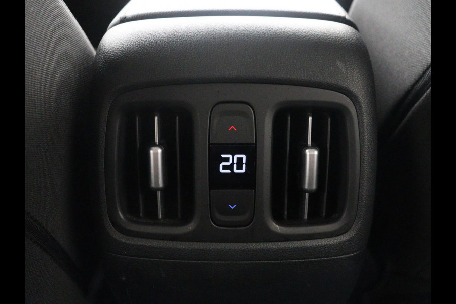 Hyundai Tucson 1.6 T-GDI HEV Comfort Smart | Trekhaak | Adaptive cruise | Stuur/stoel verwarming | Climate control | Carplay | Camera | Park assist | Full LED | KRELL Sound |