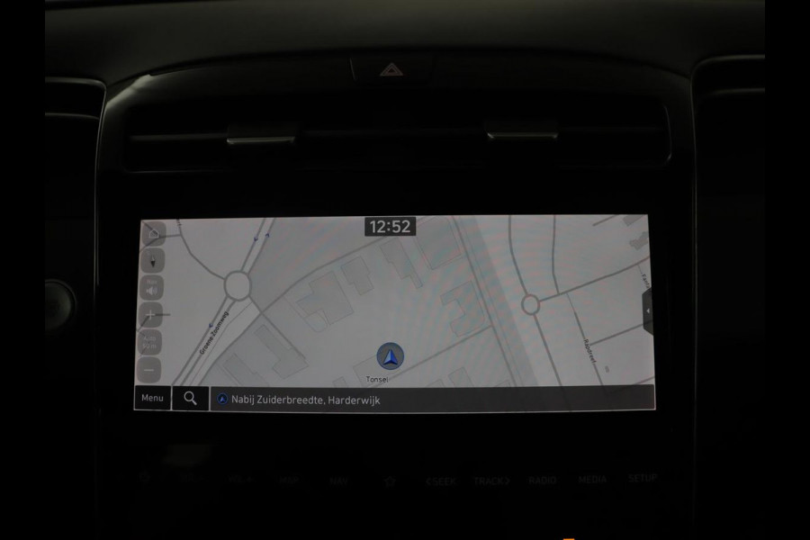 Hyundai Tucson 1.6 T-GDI HEV Comfort Smart | Trekhaak | Adaptive cruise | Stuur/stoel verwarming | Climate control | Carplay | Camera | Park assist | Full LED | KRELL Sound |