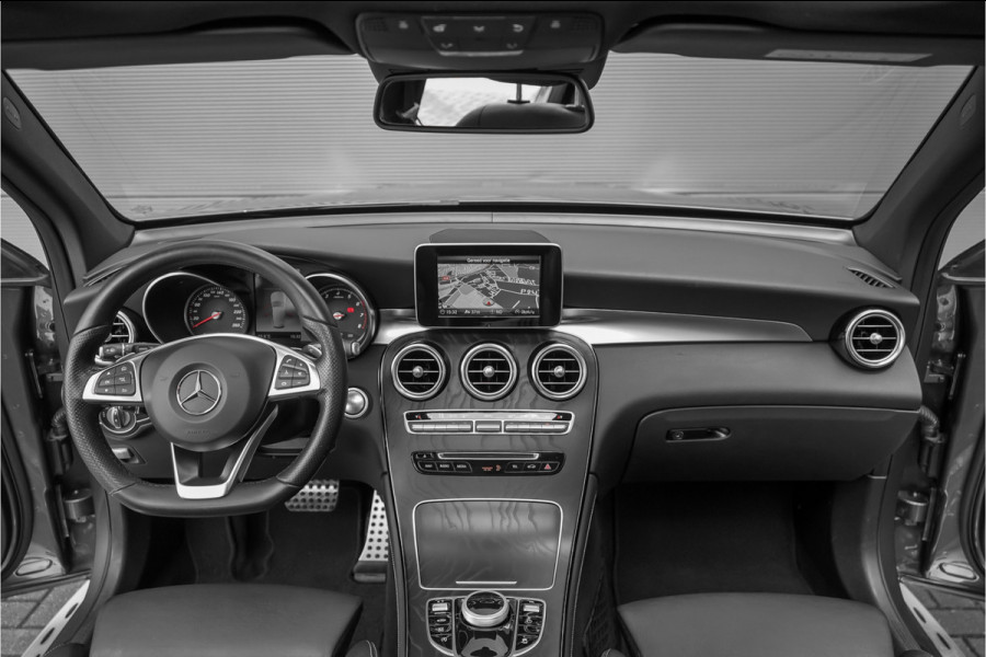 Mercedes-Benz GLC 250 4MATIC Premium Plus AMG Pano Airmatic Trekhaak 1e Eig