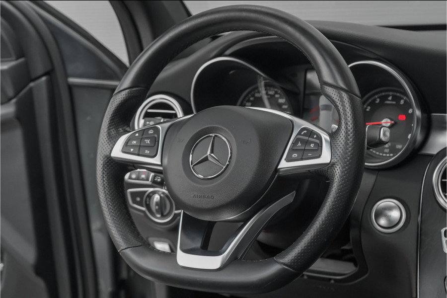 Mercedes-Benz GLC 250 4MATIC Premium Plus AMG Pano Airmatic Trekhaak 1e Eig