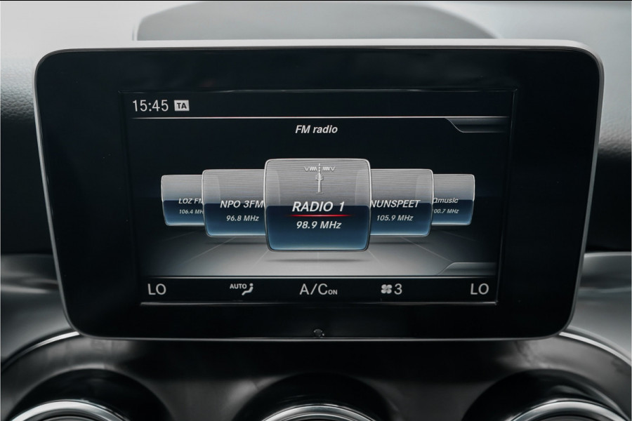 Mercedes-Benz GLC 250 4MATIC Premium Plus AMG Pano Airmatic Trekhaak 1e Eig