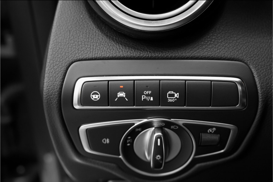 Mercedes-Benz GLC 250 4MATIC Premium Plus AMG Pano Airmatic Trekhaak 1e Eig