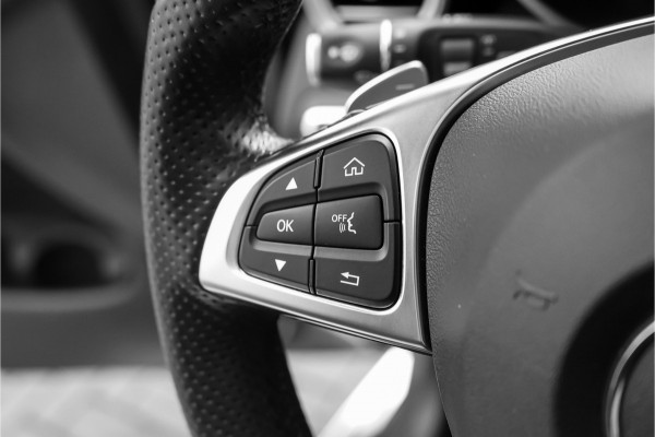 Mercedes-Benz GLC 250 4MATIC Premium Plus AMG Pano Airmatic Trekhaak 1e Eig