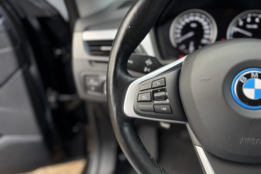 BMW X1 xDrive25e | Sportleder | Comfort Acces | Camera | Head-Up | Apple Carplay | Stuurverwarming | 35X op voorraad