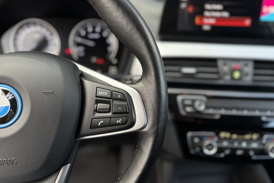BMW X1 xDrive25e | Sportleder | Comfort Acces | Camera | Head-Up | Apple Carplay | Stuurverwarming | 35X op voorraad