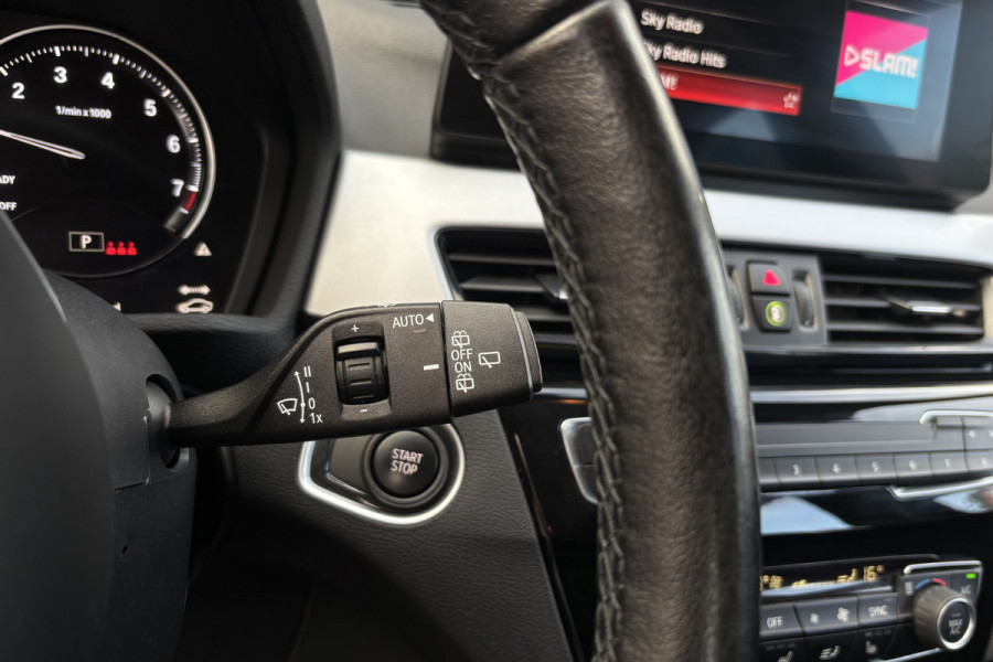 BMW X1 xDrive25e | Sportleder | Comfort Acces | Camera | Head-Up | Apple Carplay | Stuurverwarming | 35X op voorraad