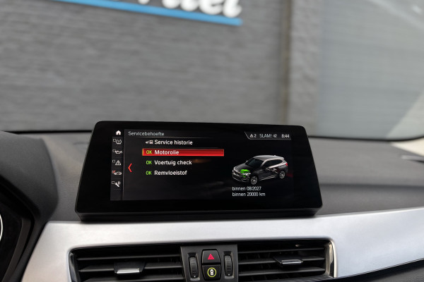 BMW X1 xDrive25e | Sportleder | Comfort Acces | Camera | Head-Up | Apple Carplay | Stuurverwarming | 35X op voorraad