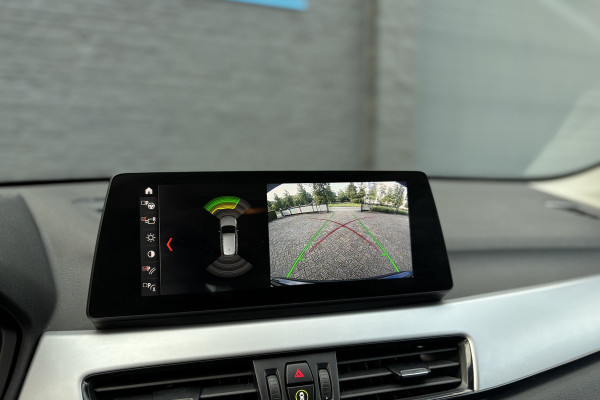 BMW X1 xDrive25e | Sportleder | Comfort Acces | Camera | Head-Up | Apple Carplay | Stuurverwarming | 35X op voorraad