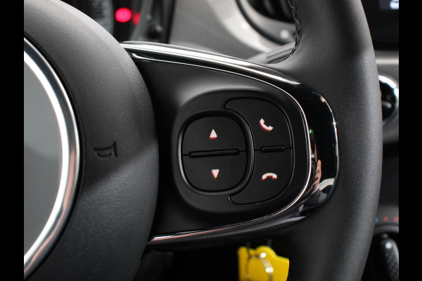 Fiat 500 1.0 Hybrid Club Navigatie Apple Carplay / Android Auto Airco Cruise Control Parkeer sensoren Dab