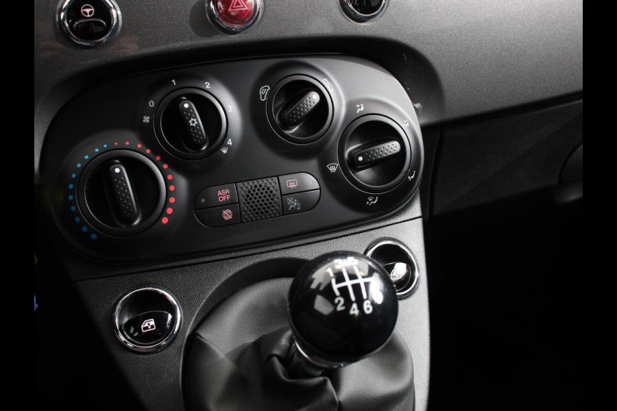 Fiat 500 1.0 Hybrid Club Navigatie Apple Carplay / Android Auto Airco Cruise Control Parkeer sensoren Dab