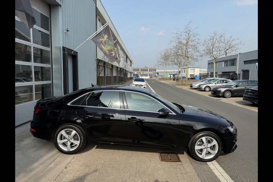 Audi A4 35 TFSI Sport AUT ECC/PDC/LED/XENON/LMV18/LEER/NAVI