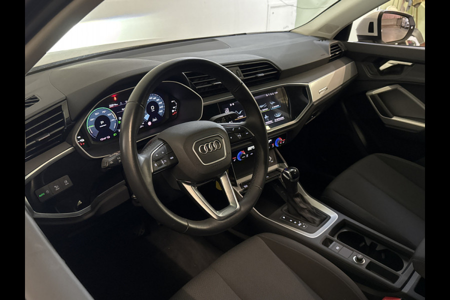 Audi Q3 45 TFSIe 245PK HYBRID S-TRONIC S-LINE PRO-LINE PHEV CARPLAY/NAVI/LED