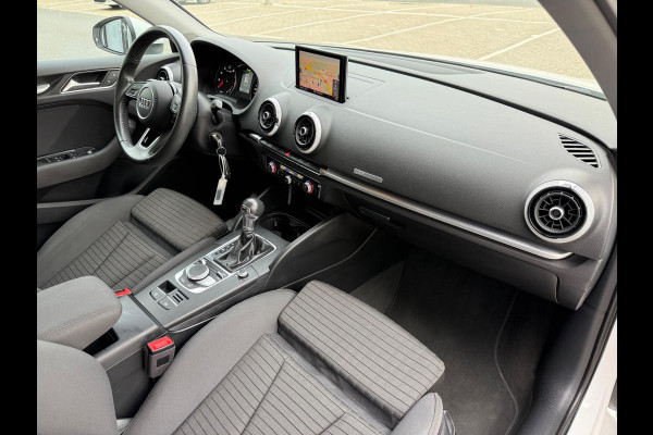 Audi A3 Sportback 1.5 TFSI S-tronic AUT ECC/PDC/LMV-18/NAVI