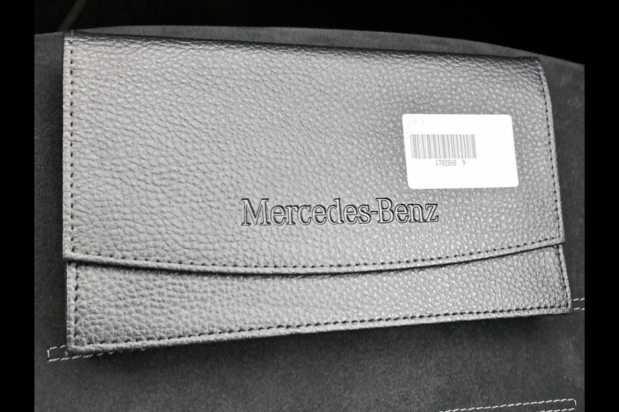 Mercedes-Benz C-Klasse Estate 180 AMG Line | Amg In en Exterieur | Dodehoekassistent | Memory Seats | Night pakket | Inclusief 24 maanden Mercedes-Benz Certified garantie voor Europa.