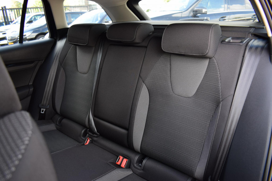 Škoda Octavia Combi 1.0 TSI Business Edition | Apple CarPlay | Cruise | Climate