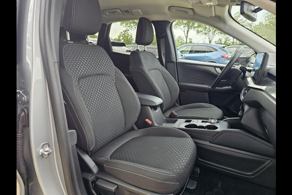 Ford Kuga 2.5 PHEV Titanium | Wegklapbare trekhaak |Achteruitrijcamera | Cruise control | Draadloos laden | LED |