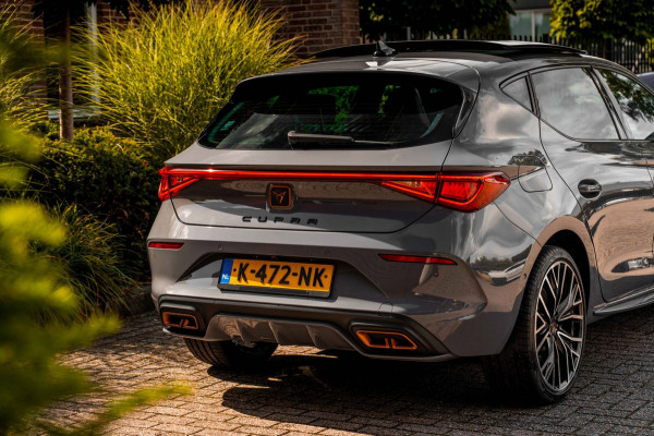 CUPRA Leon 1.4 e-Hybrid 245 PK ACC Pano Camera VZ Stuurwiel Keyless Stoel/Stuurverw. 19''