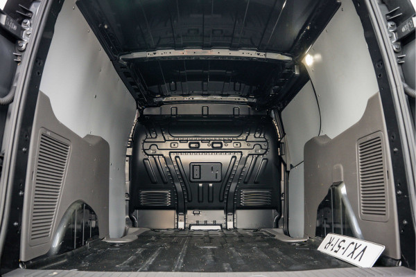Ford Transit Connect 1.5 EcoBlue L2H1 | 3-Zits | Camera | Carplay | Cruise | PDC | Airco | Trekhaak | Imperiaal