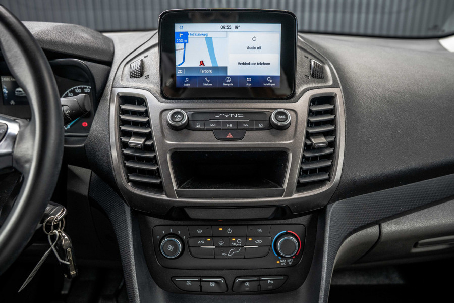 Ford Transit Connect 1.5 EcoBlue L2H1 | 3-Zits | Camera | Carplay | Cruise | PDC | Airco | Trekhaak | Imperiaal