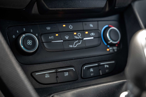 Ford Transit Connect 1.5 EcoBlue L2H1 | 3-Zits | Camera | Carplay | Cruise | PDC | Airco | Trekhaak | Imperiaal