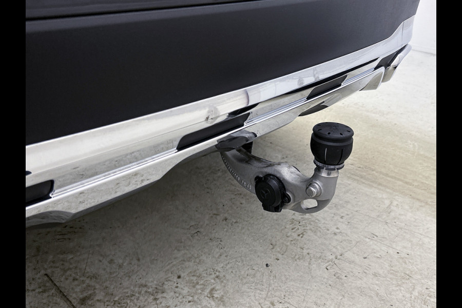 Mercedes-Benz GLC 300 e 4MATIC Plug-In Hybride Panorama Schuif Kanteldak | Trekhaak | Memory voorstoelen | Parkeerpakket met achteruitcamera. Inclusief 24 maanden Mercedes-Benz Certified garantie voor Europa.