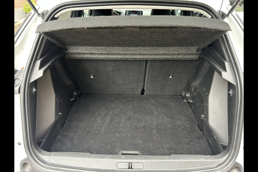 Peugeot 2008 1.2 130pk Allure Navi, Camera, CarPlay, 1e Eigenaar